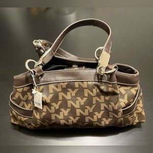 New York & Company NWT 15” x 8” Brown Tote Bag